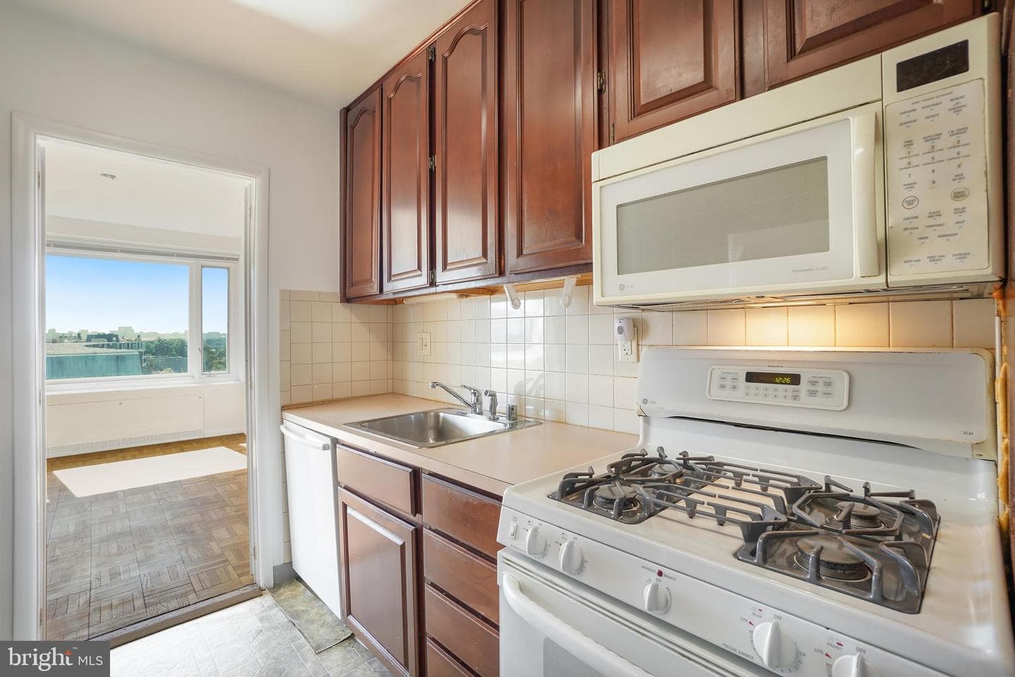 2475 Virginia Avenue NW #921, Washington