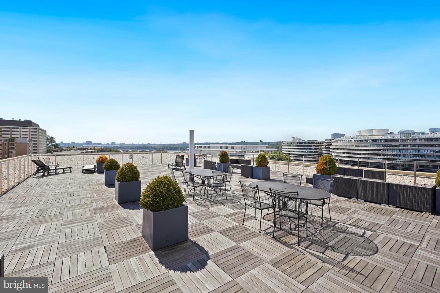 2475 Virginia Avenue NW #921 photo 25
