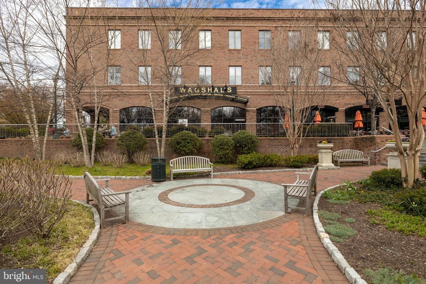 4201 Cathedral Avenue NW #724e photo 21