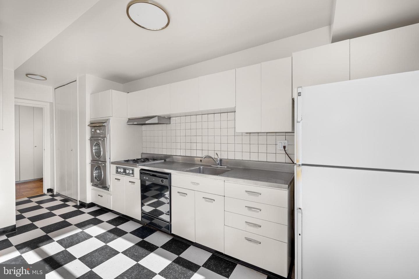 4201 Cathedral Avenue NW #724e photo 8