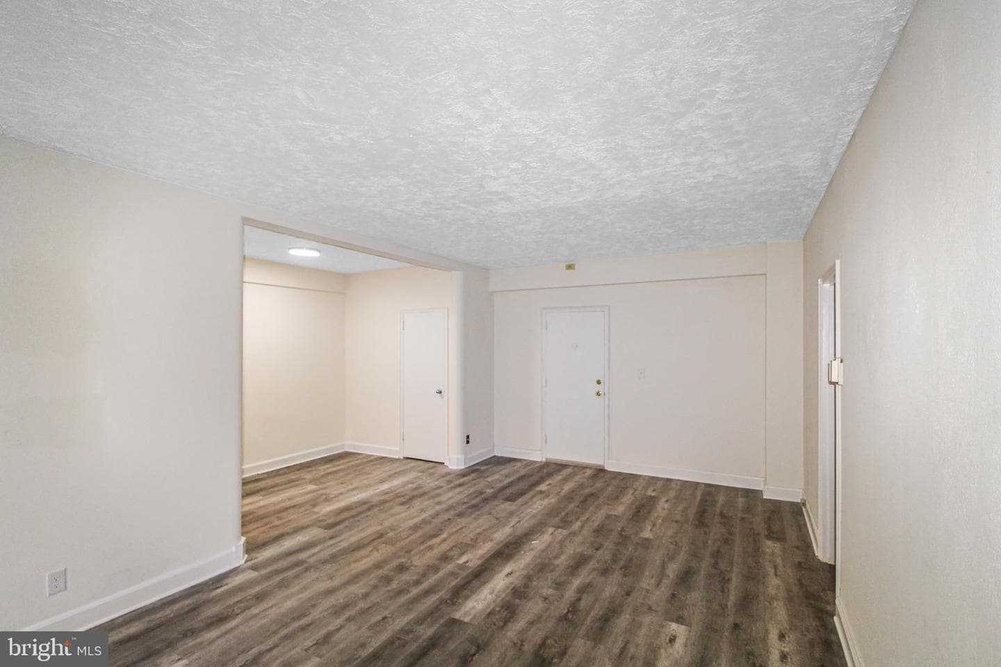 3901 Cathedral Avenue NW #201 photo 2