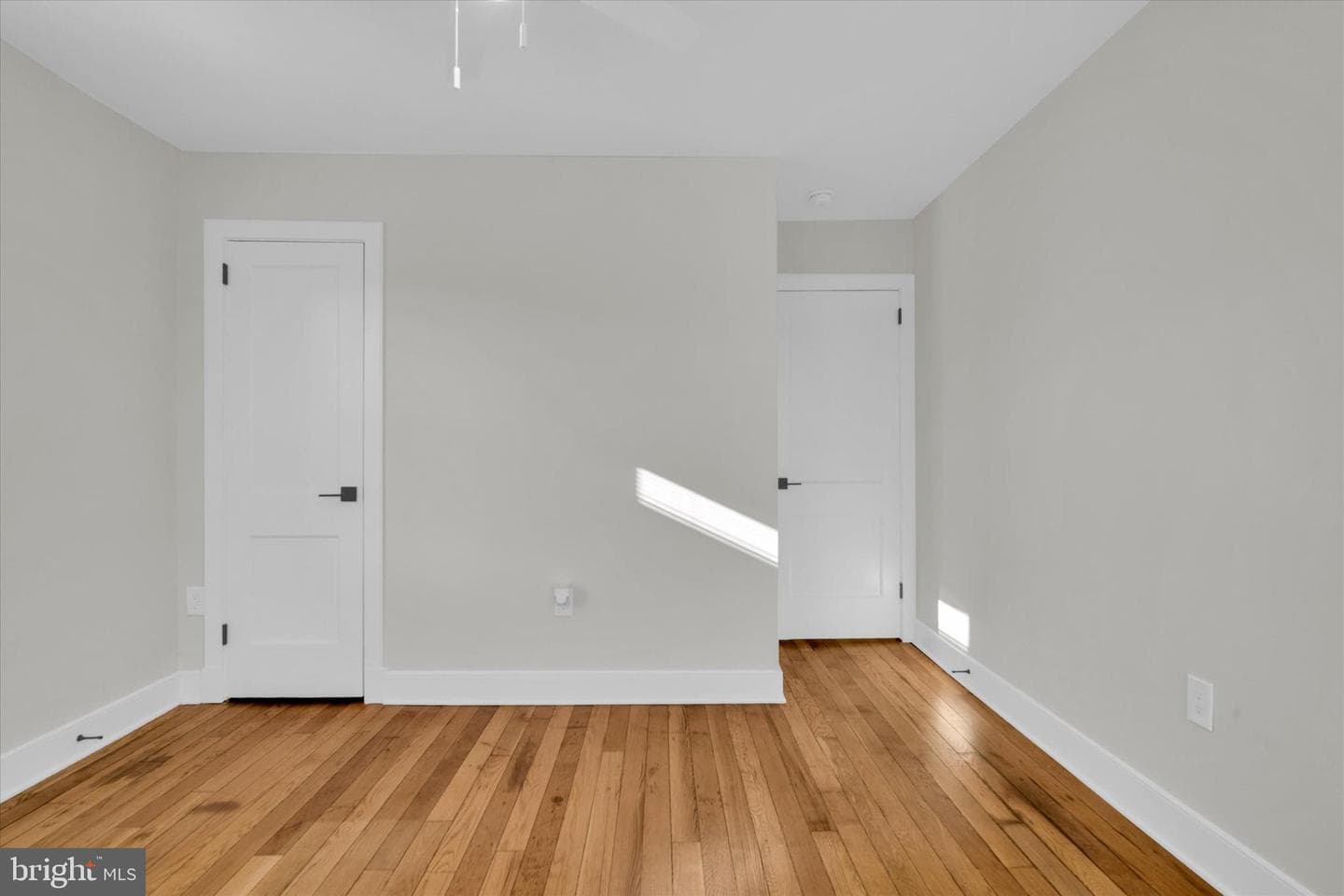 27 47th Street SE photo 15