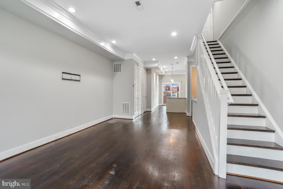 2015 Flagler Place NW #2 photo 23