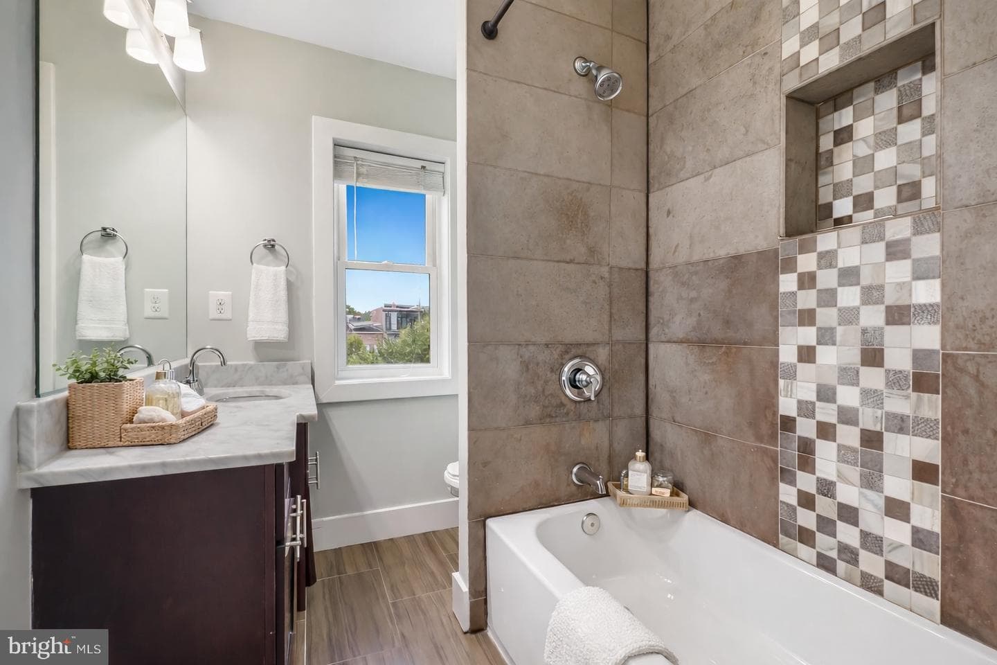 2015 Flagler Place NW #2 photo 32
