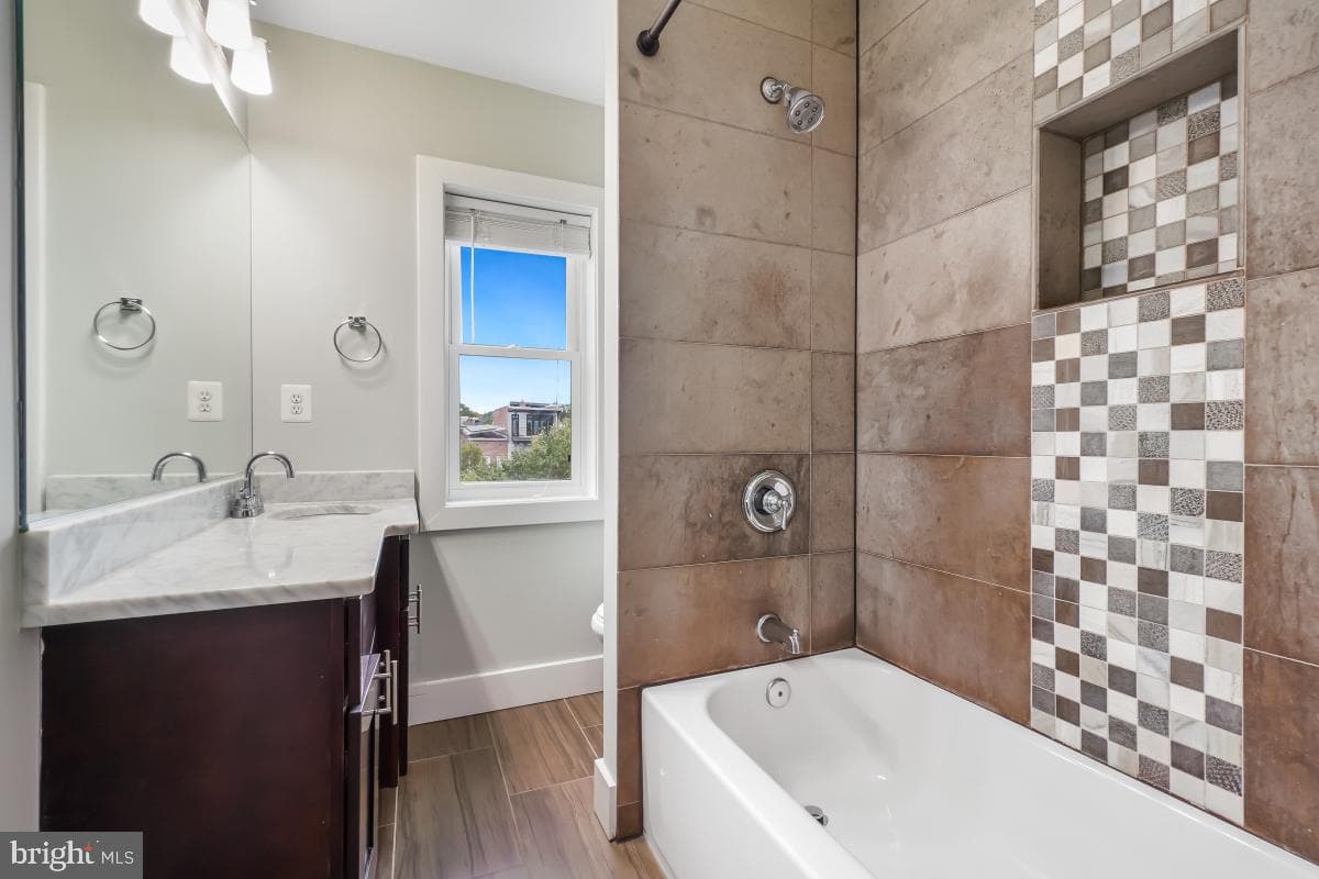 2015 Flagler Place NW #2 photo 42