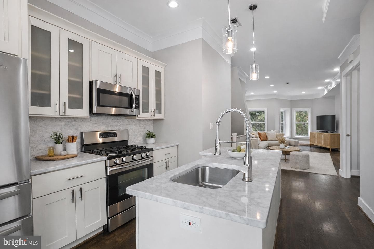 2015 Flagler Place NW #2 photo 8