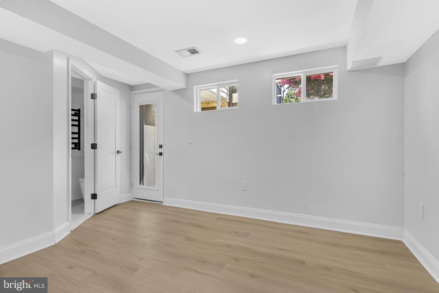 314 Farragut Street NW photo 32