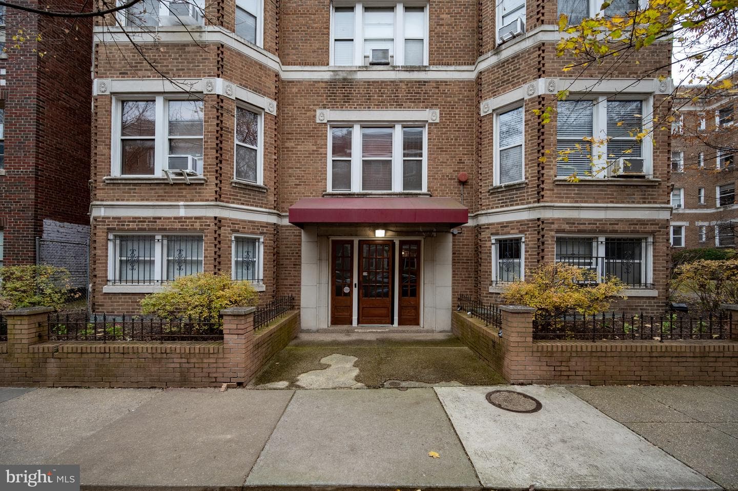 1820 Clydesdale Place NW #411 photo 23