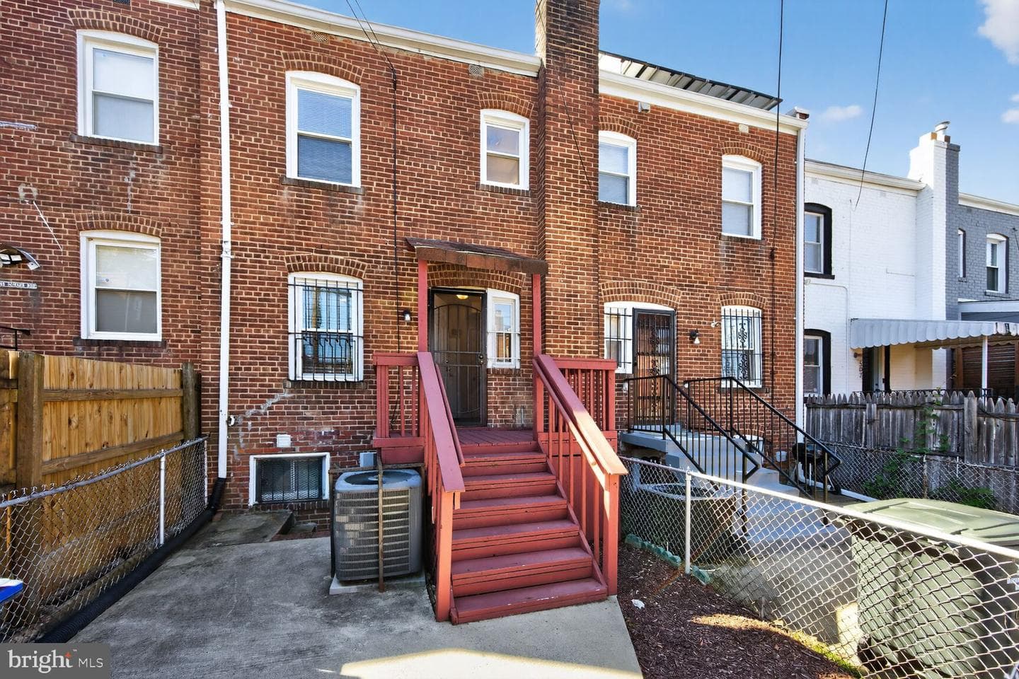 1506 Howard Road SE photo 19