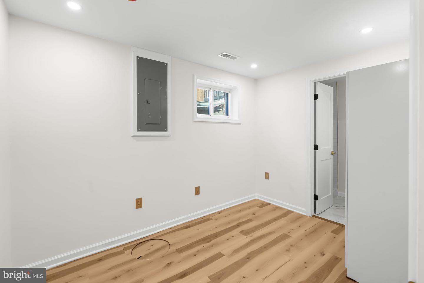 700 Chesapeake Street SE photo 23