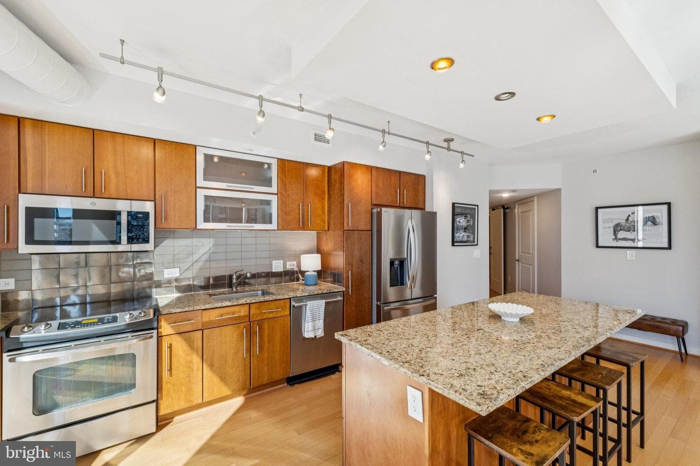 1025 1st Street SE #713 photo 4