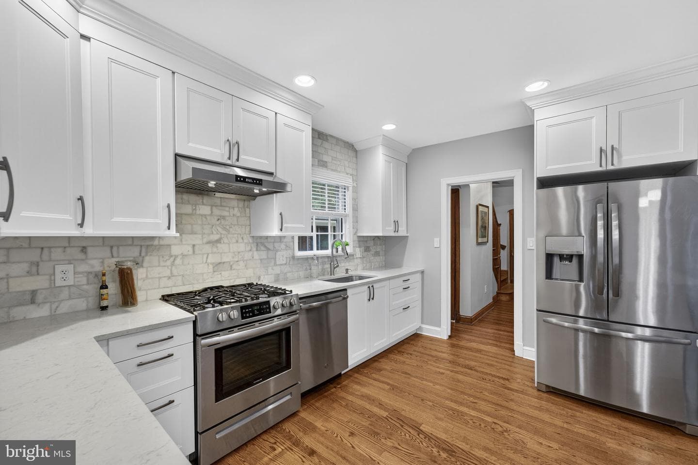 1929 33rd Street SE photo 20