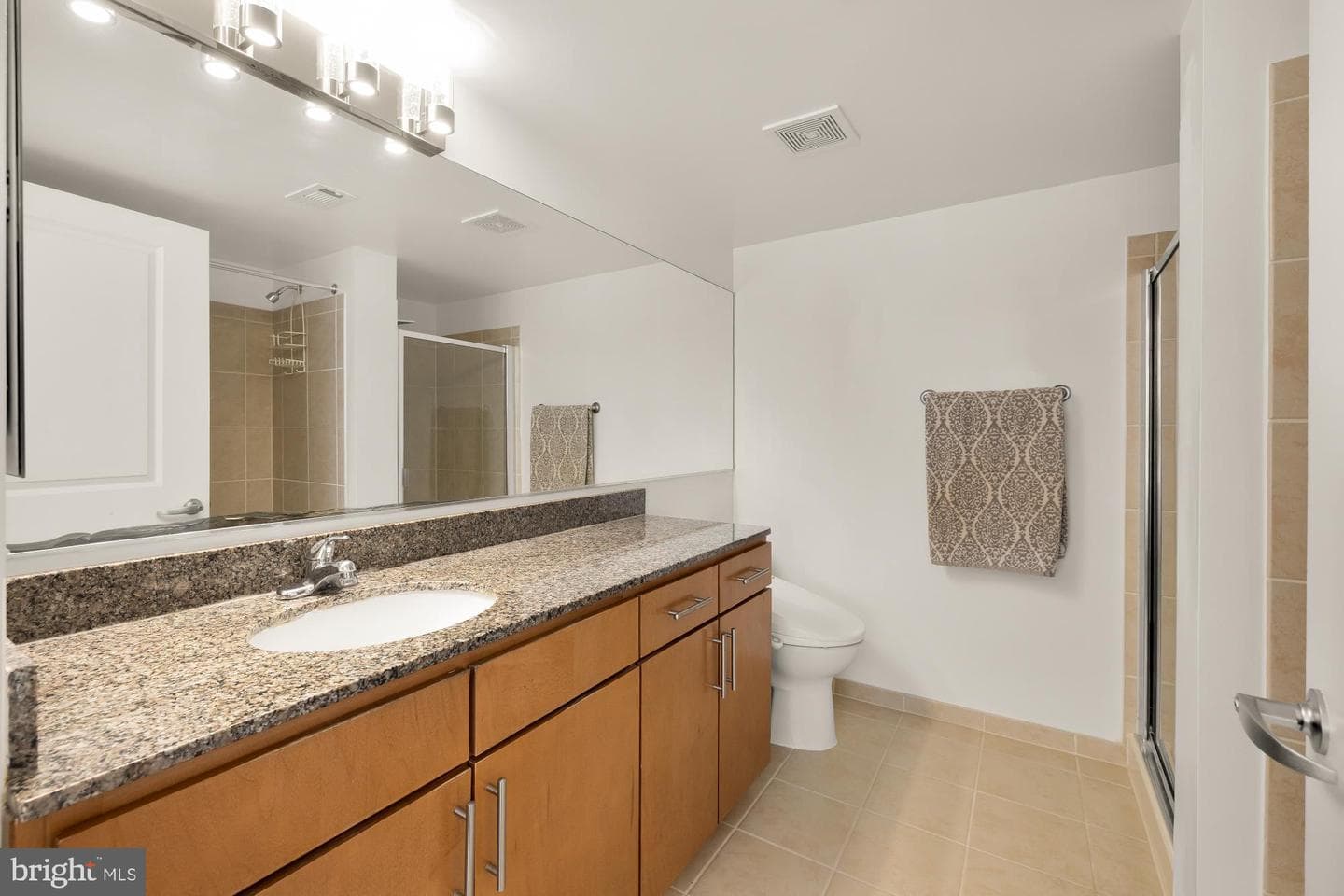 915 E Street NW #815 photo 17