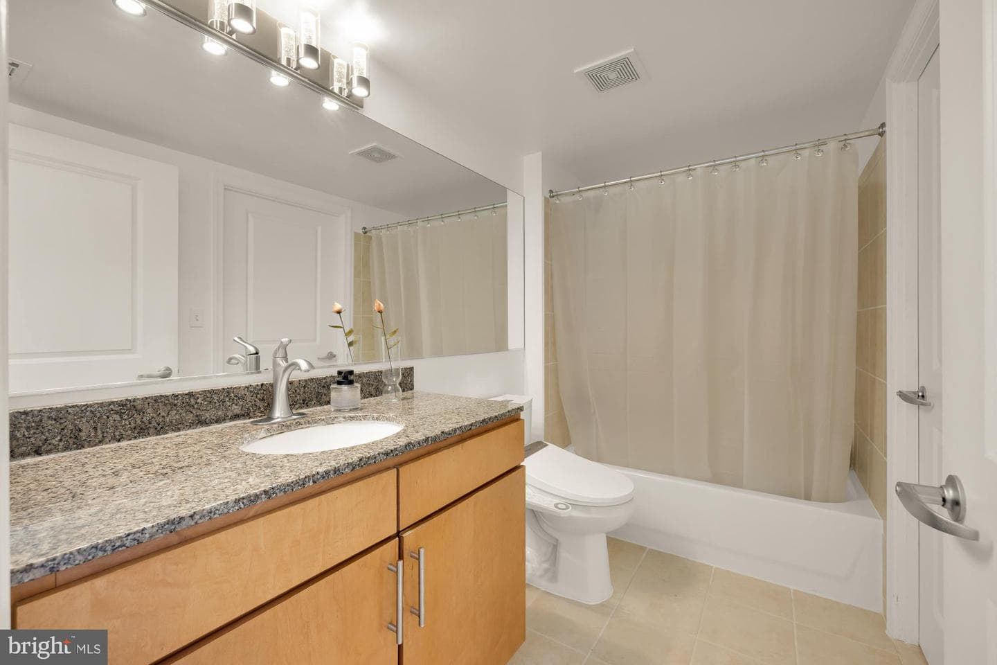 915 E Street NW #815 photo 19