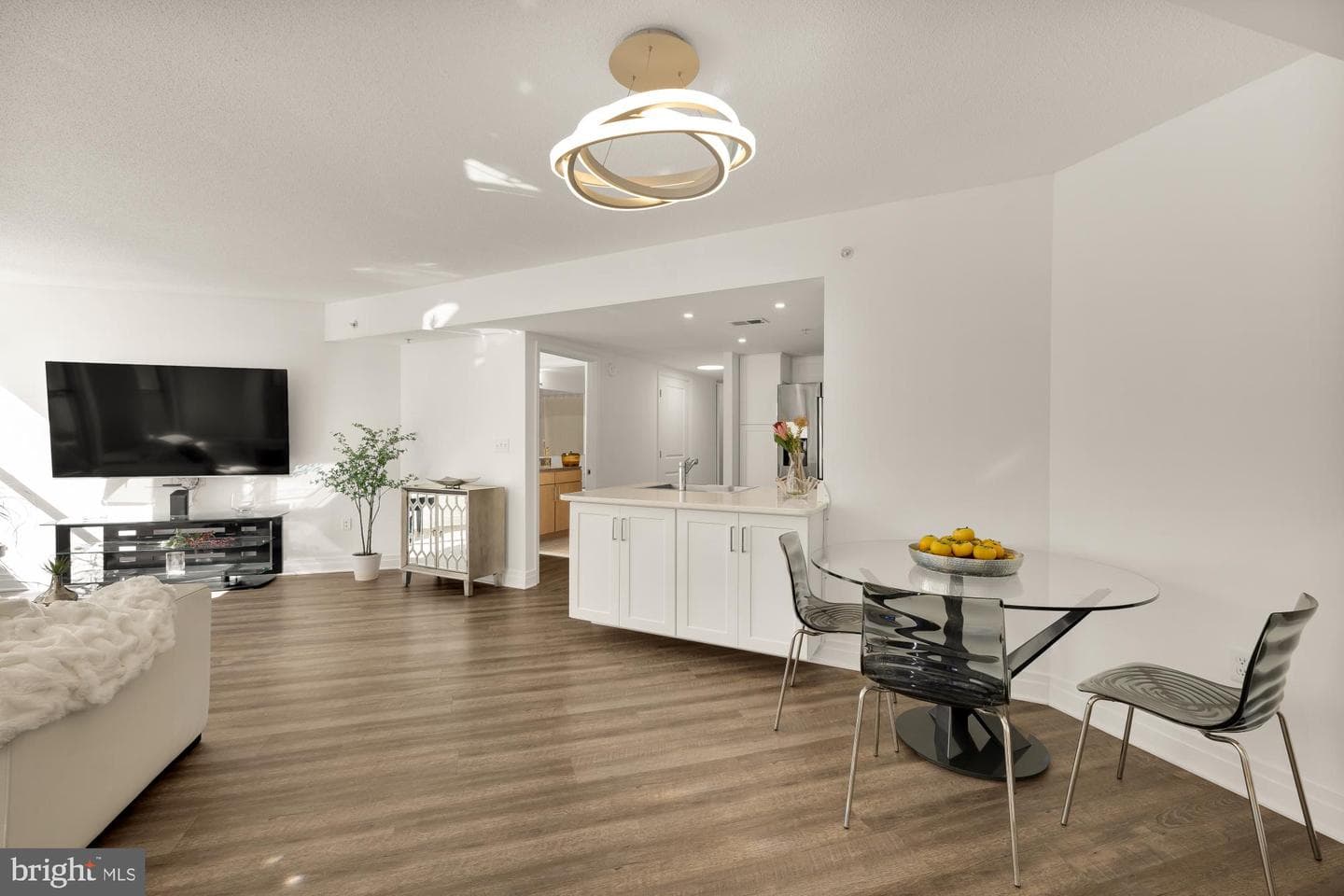 915 E Street NW #815 photo 7