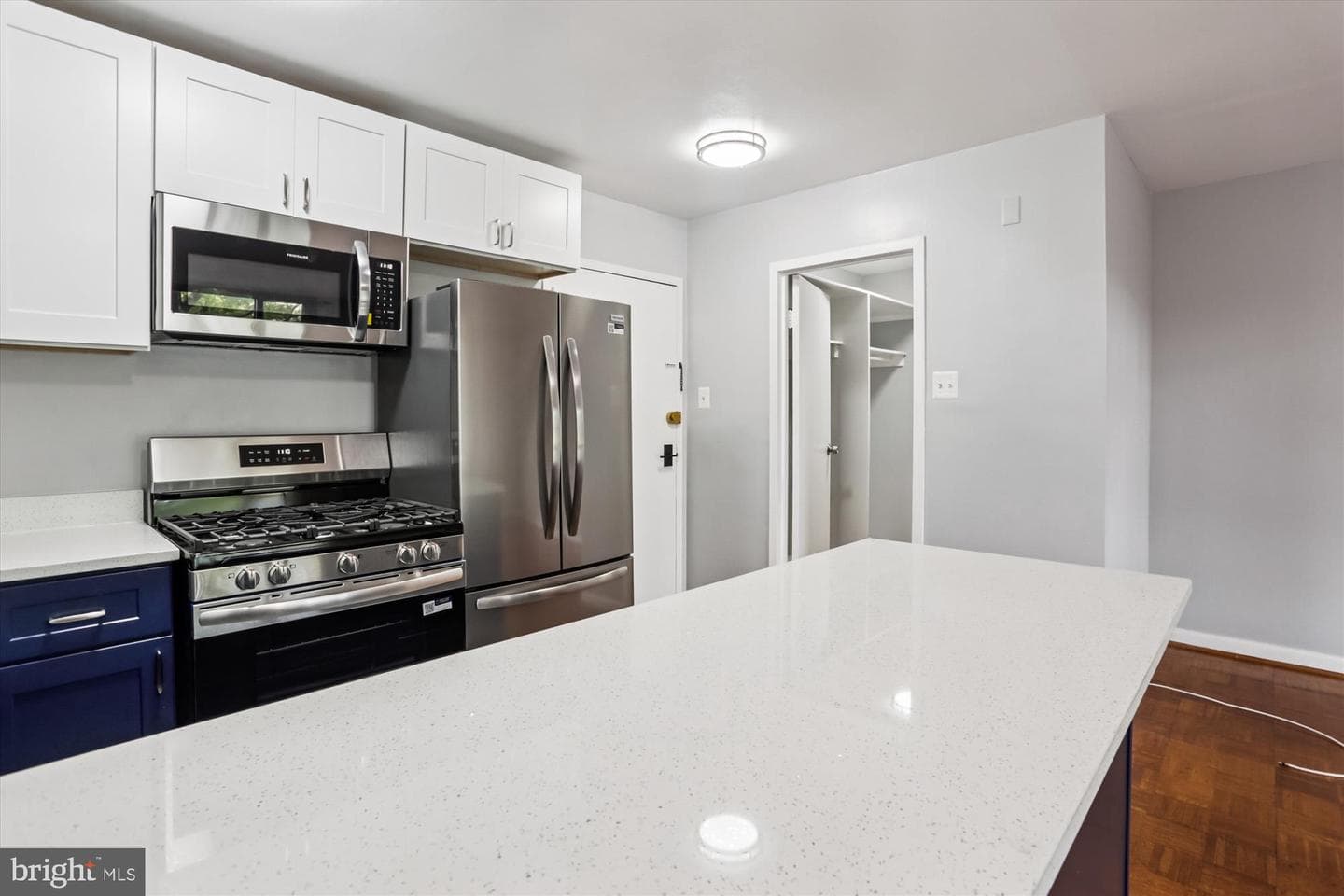 950 25th Street NW #509-N photo 14