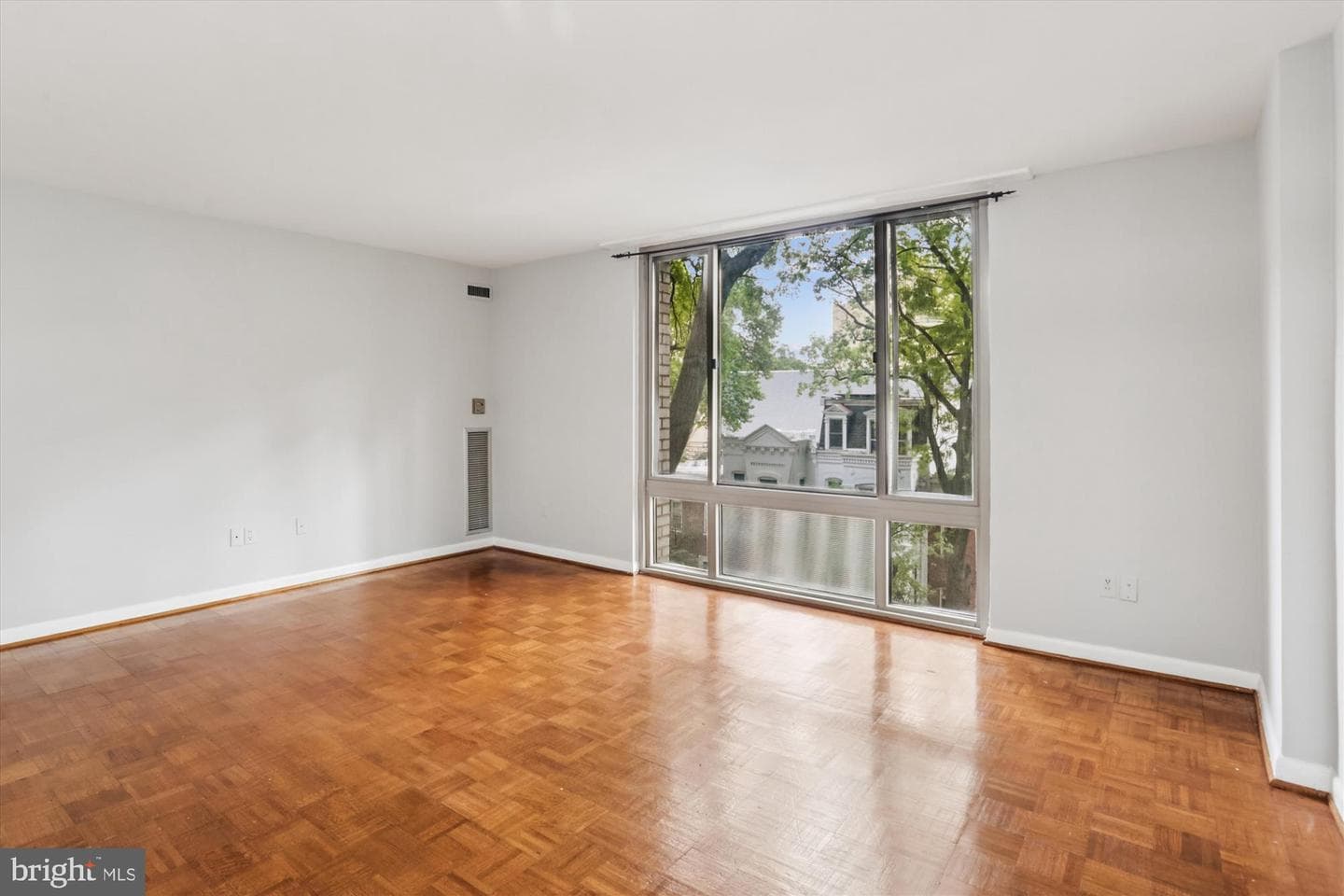 950 25th Street NW #509-N photo 19