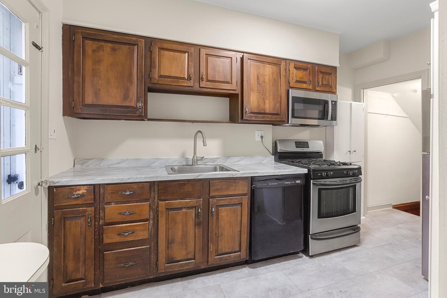 5025 V Street NW photo 10