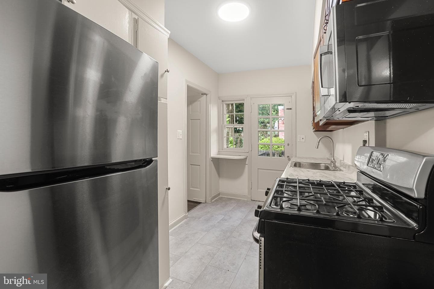 5025 V Street NW photo 14