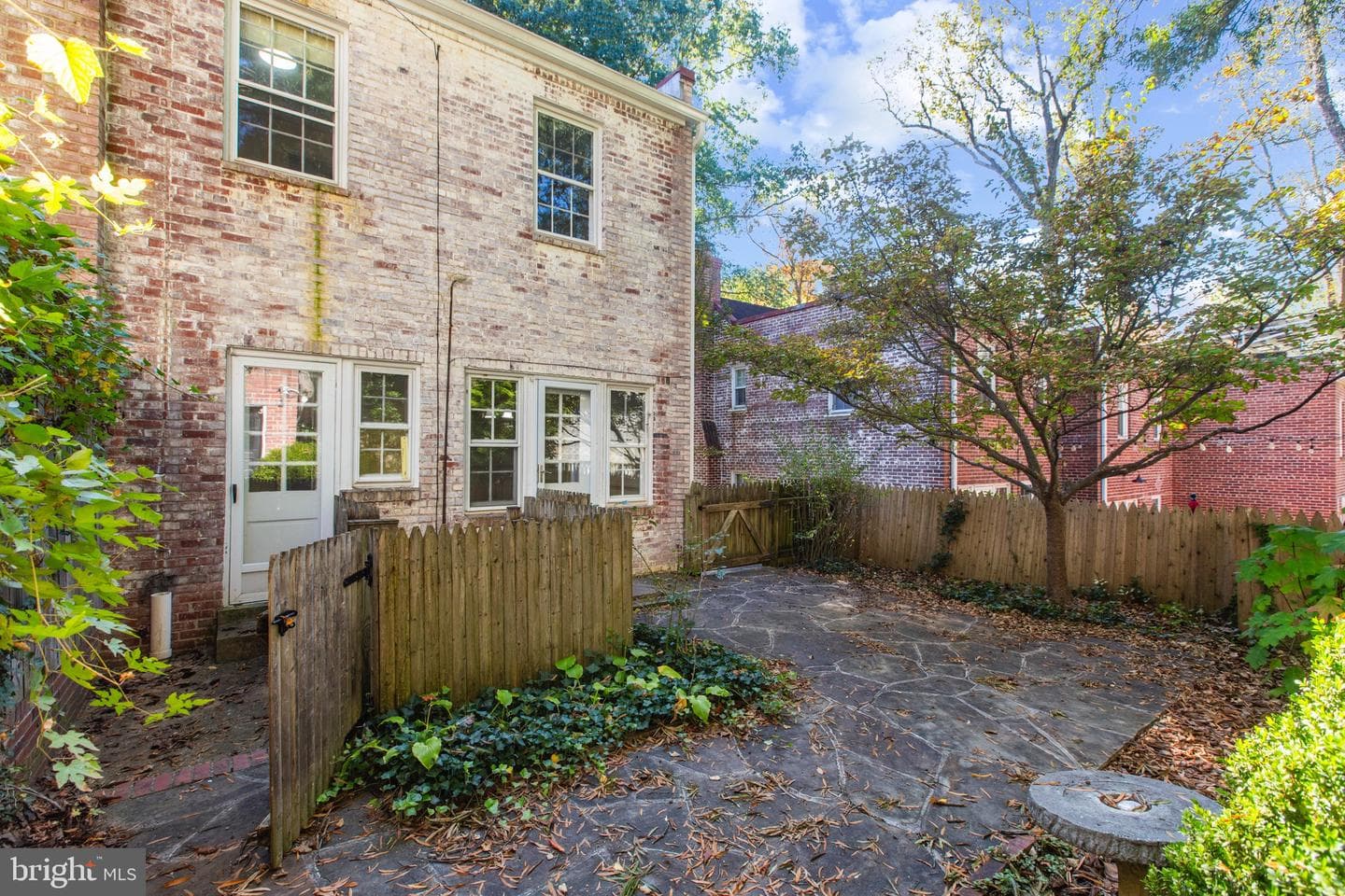 5025 V Street NW photo 20