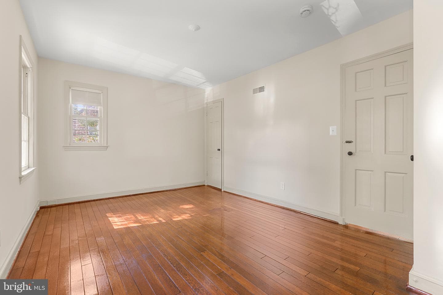 5025 V Street NW photo 34