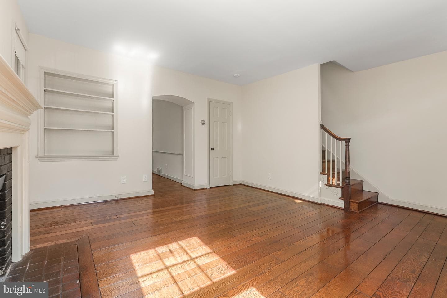 5025 V Street NW photo 5