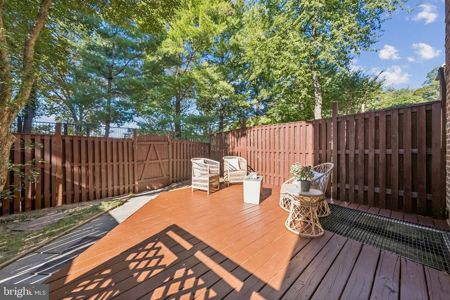 4044 Chancery Court NW photo 12