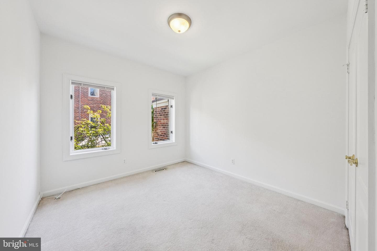 4044 Chancery Court NW photo 22