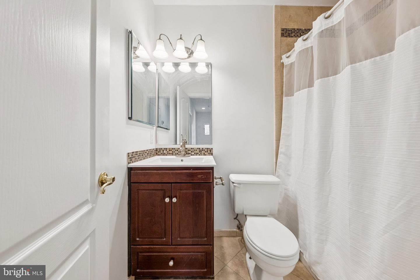 4044 Chancery Court NW photo 23