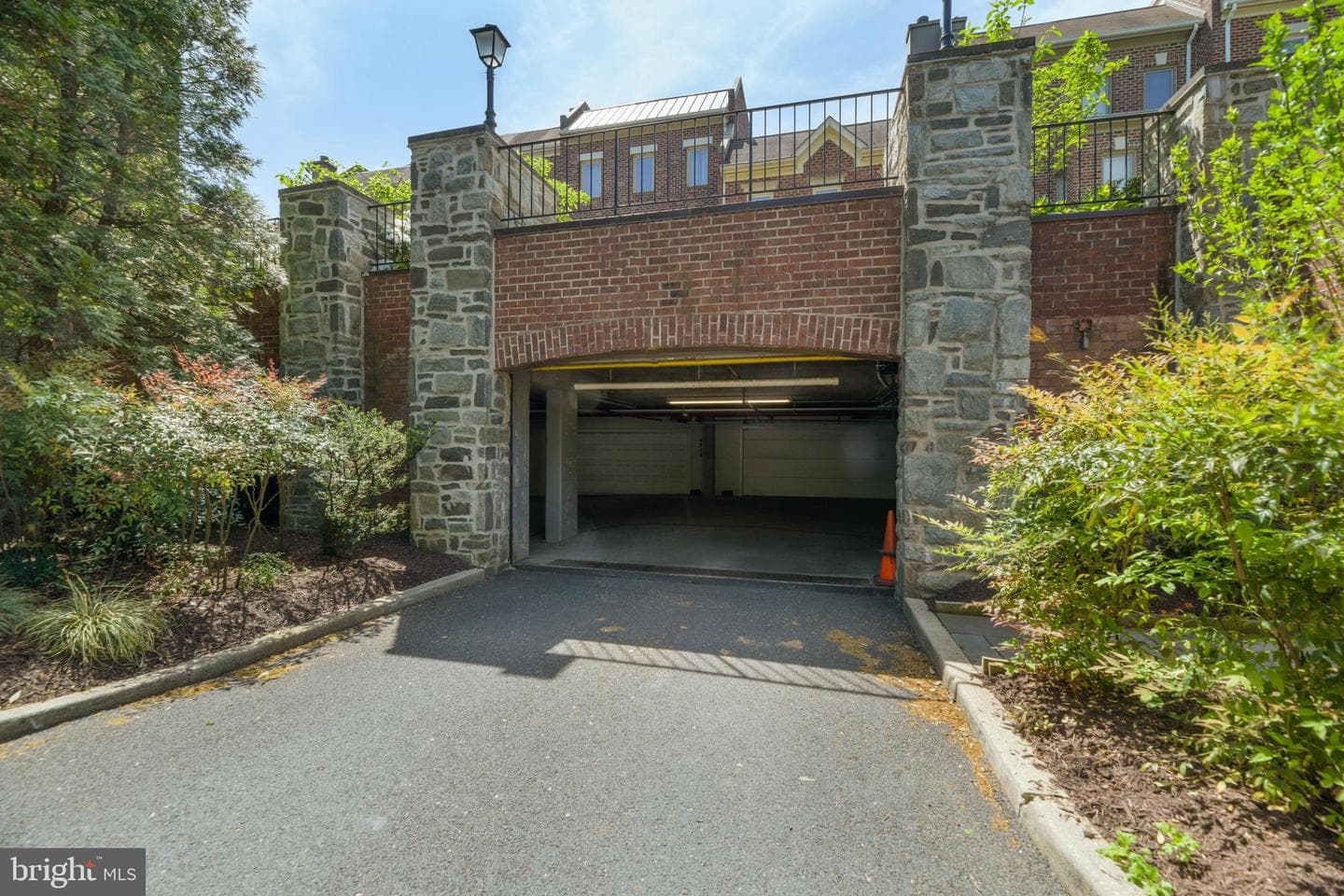 4044 Chancery Court NW photo 33