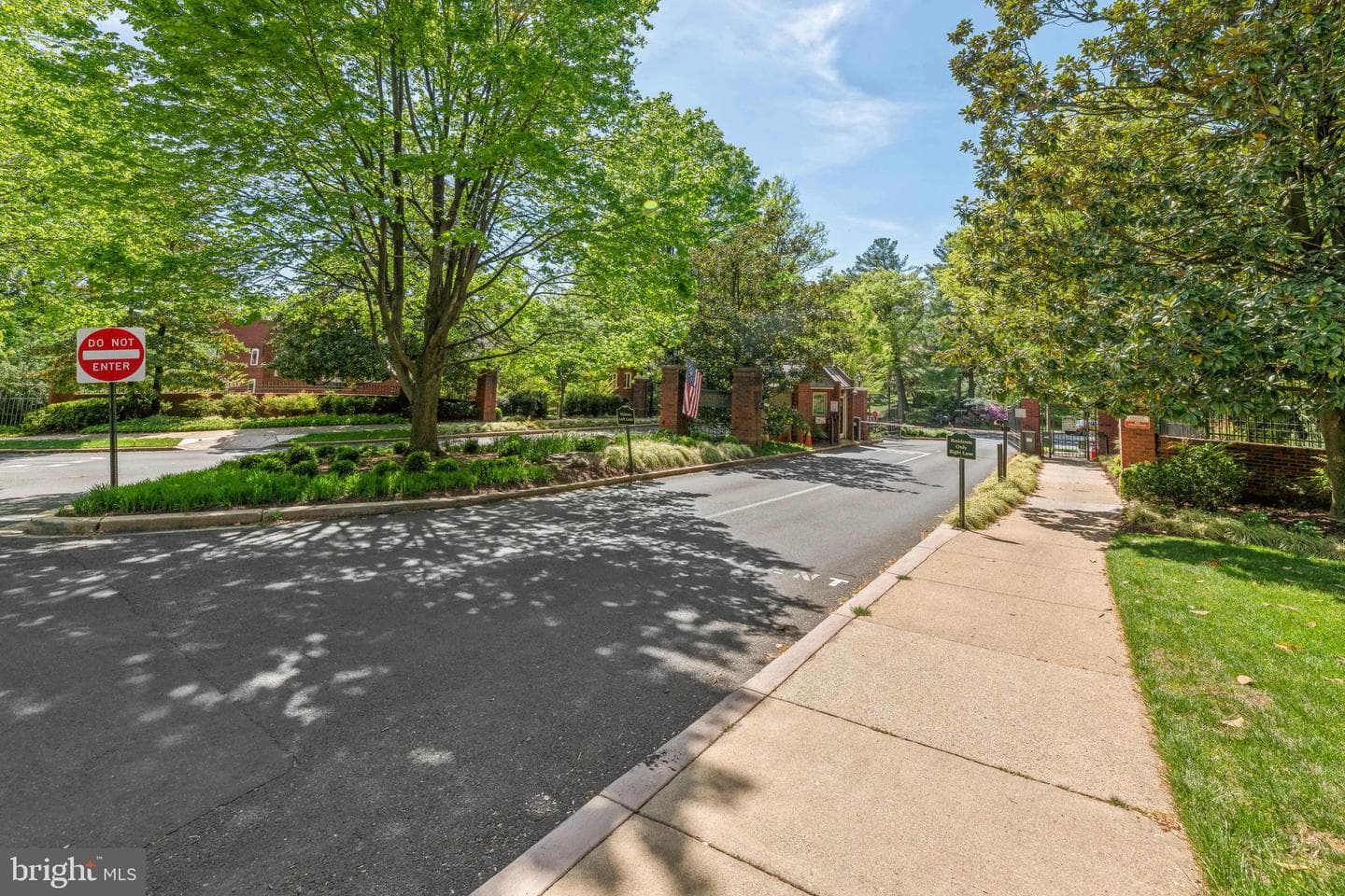 4044 Chancery Court NW photo 39