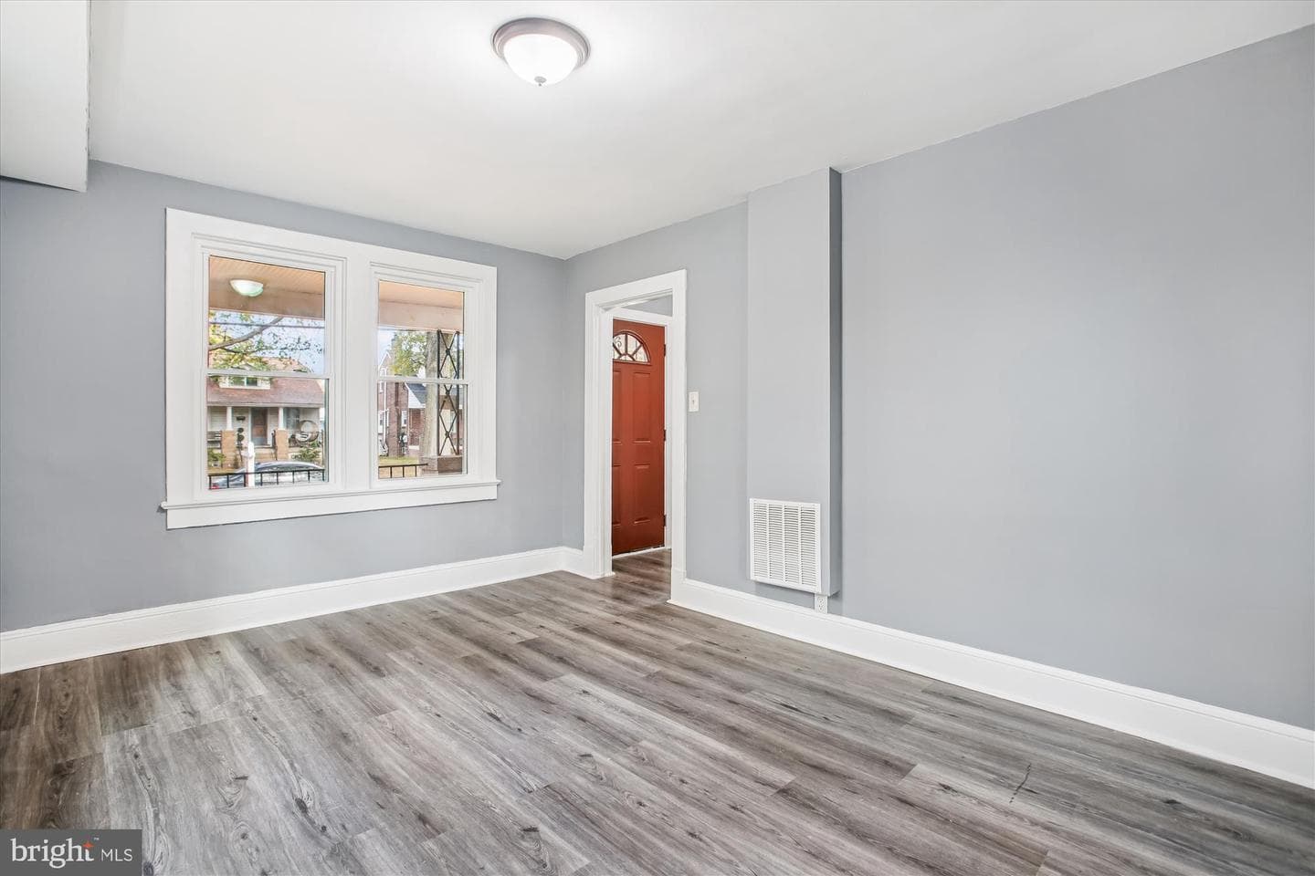 4229 Lane Place NE photo 9