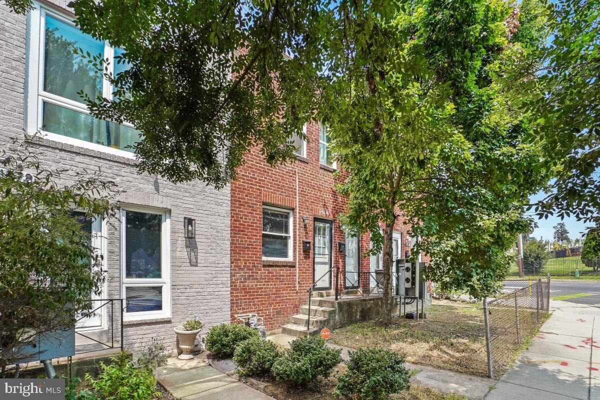 1280 16th Street NE, Washington