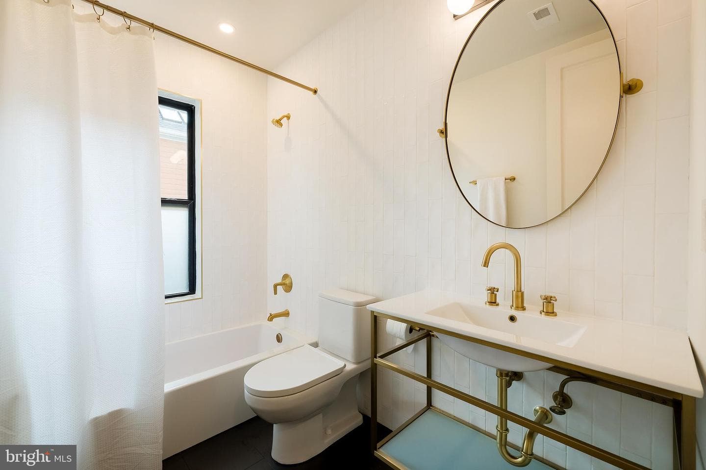 1207 Randolph Street NE photo 32