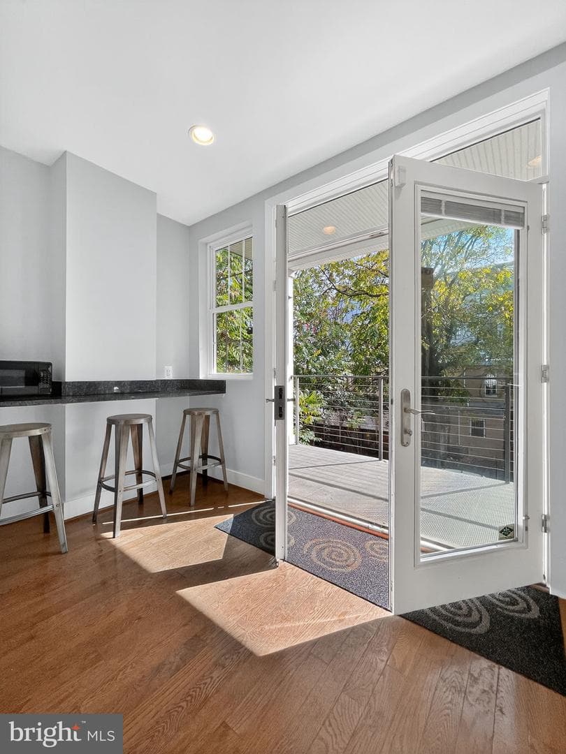 211 K Street NE photo 30