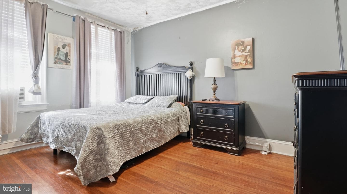 303 Webster Street NW photo 10