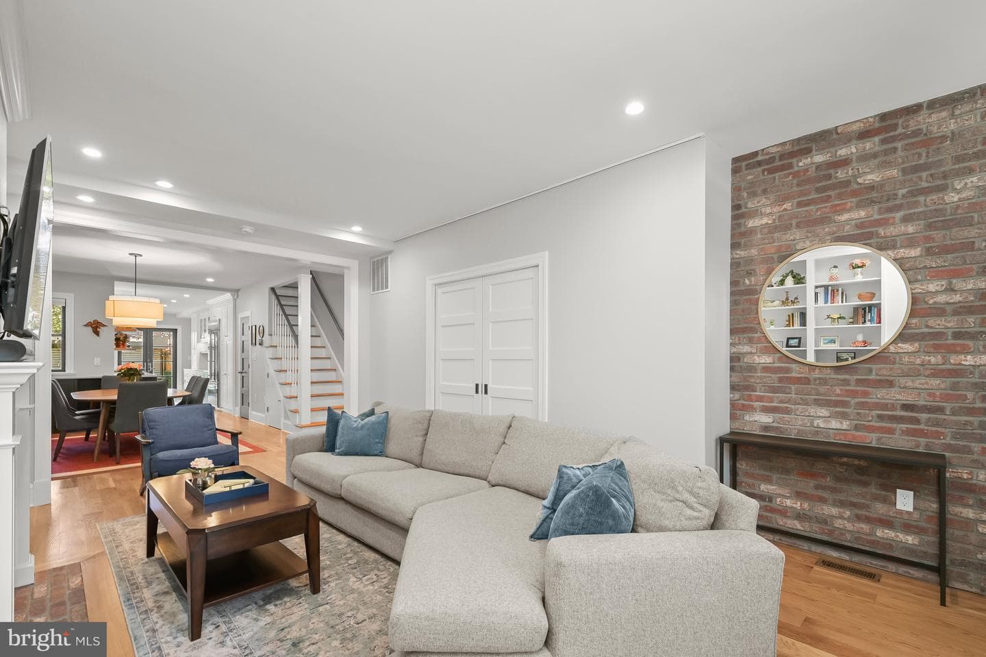 1733 11th Street NW photo 4