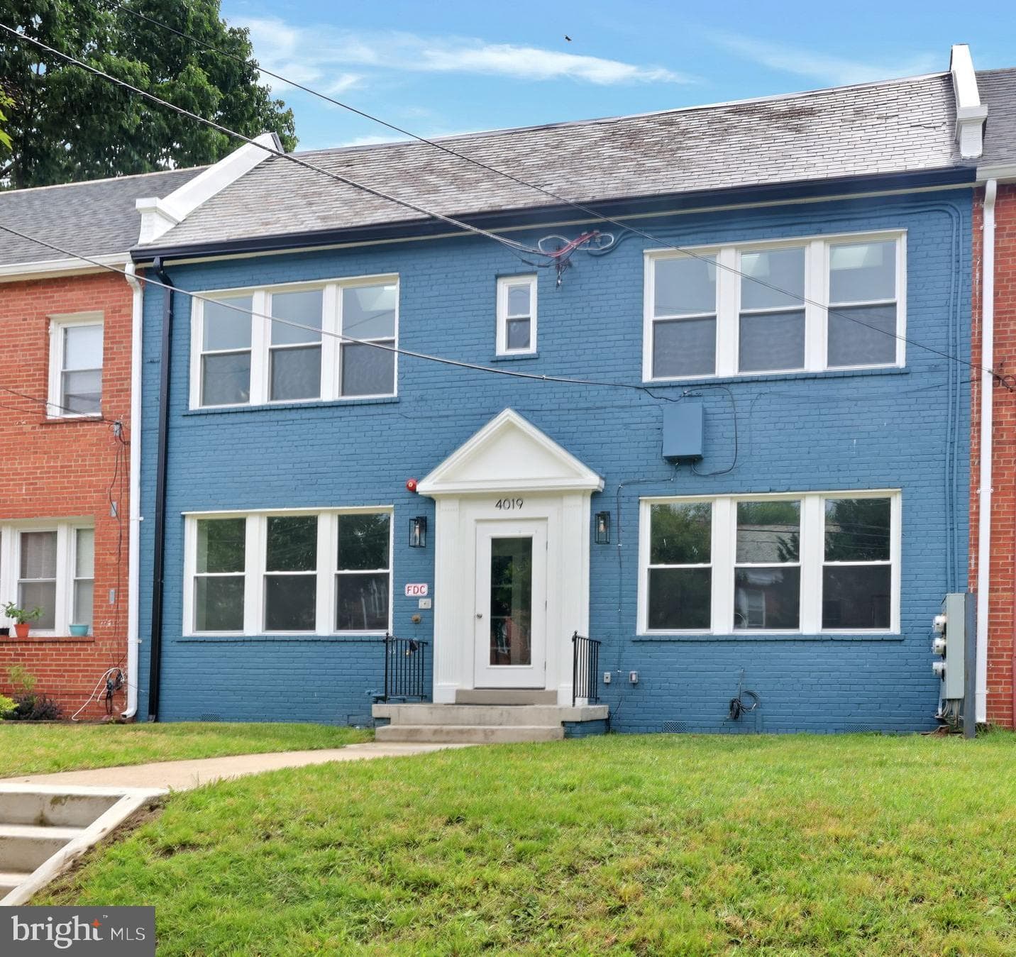 4019 9th Street NE #4 photo 2