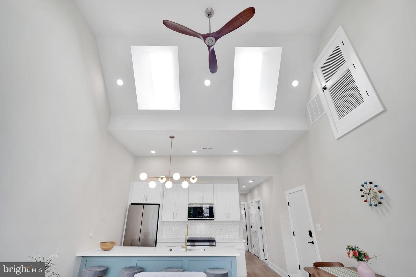 4019 9th Street NE #4 photo 8