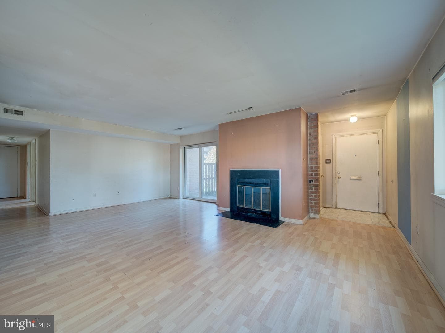 3459 Summit Court NE #3459 photo 6