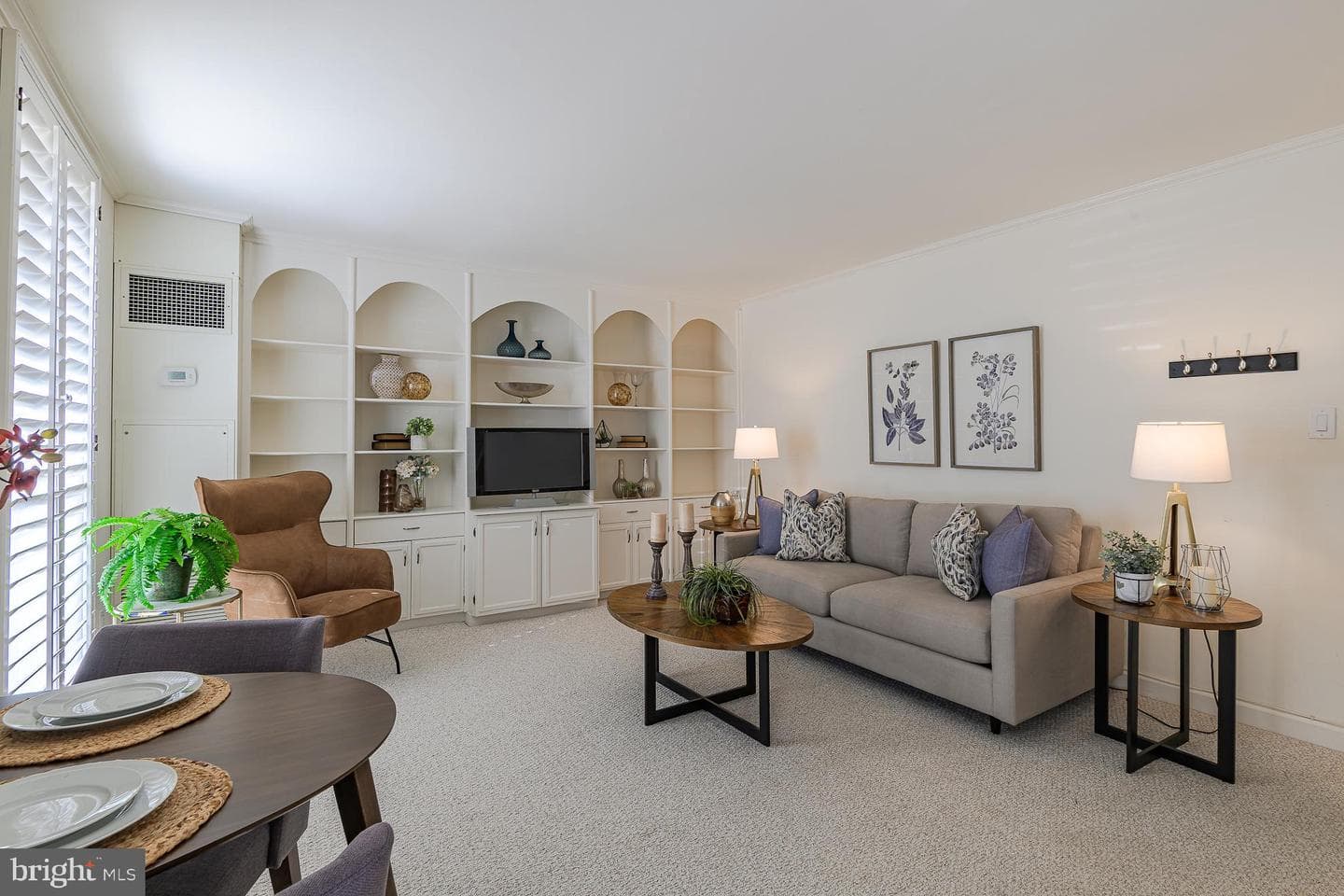333 2nd Street NE #206 photo 4