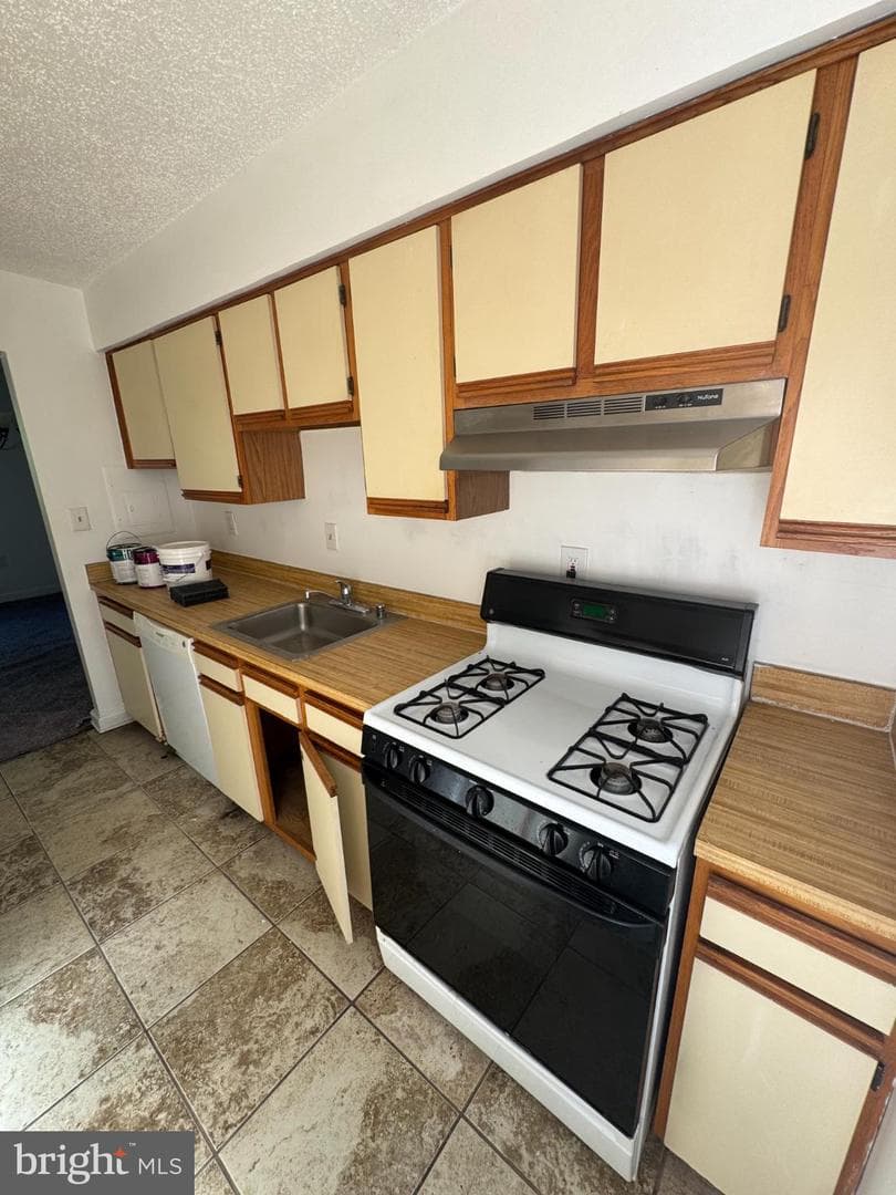 4725 1st Street SW #303 photo 11
