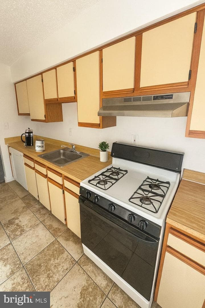 4725 1st Street SW #303 photo 4