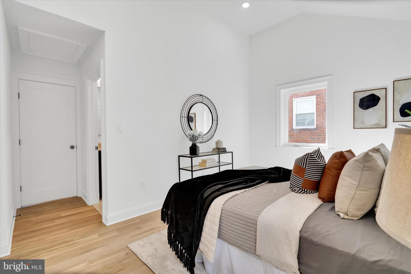 4913 12th Street NE photo 22