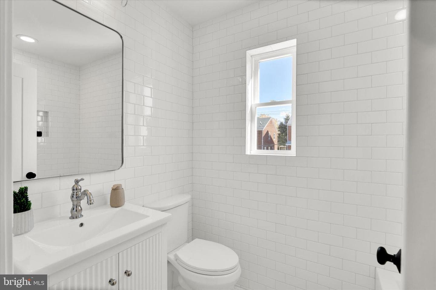 4913 12th Street NE photo 35