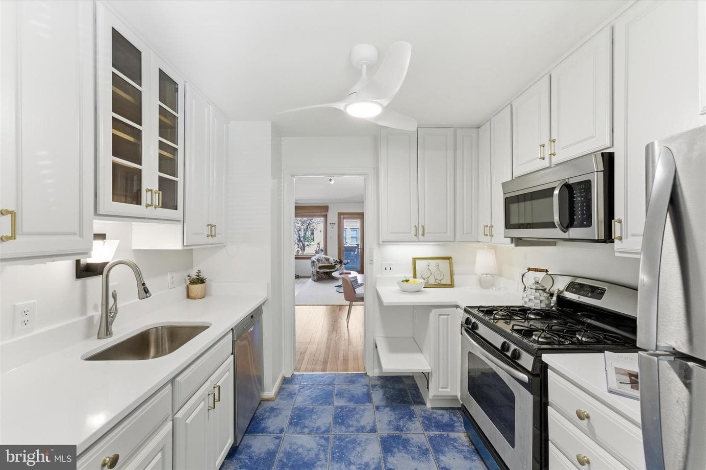 1645 Park Road NW photo 4