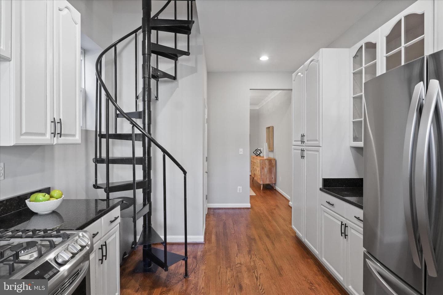 1327 Harvard Street NW photo 17