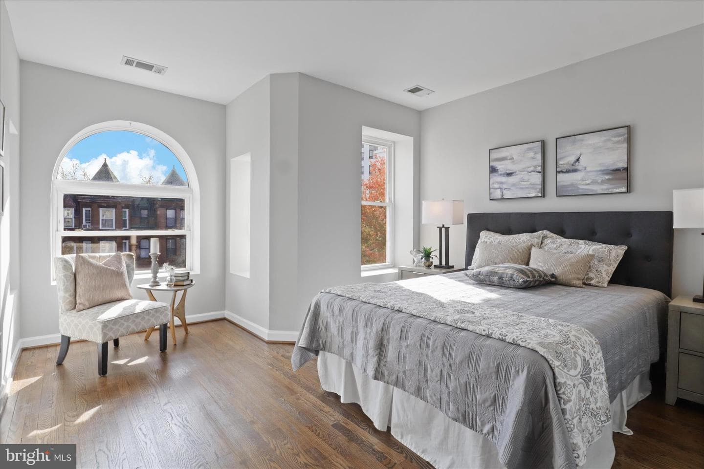 1327 Harvard Street NW photo 39