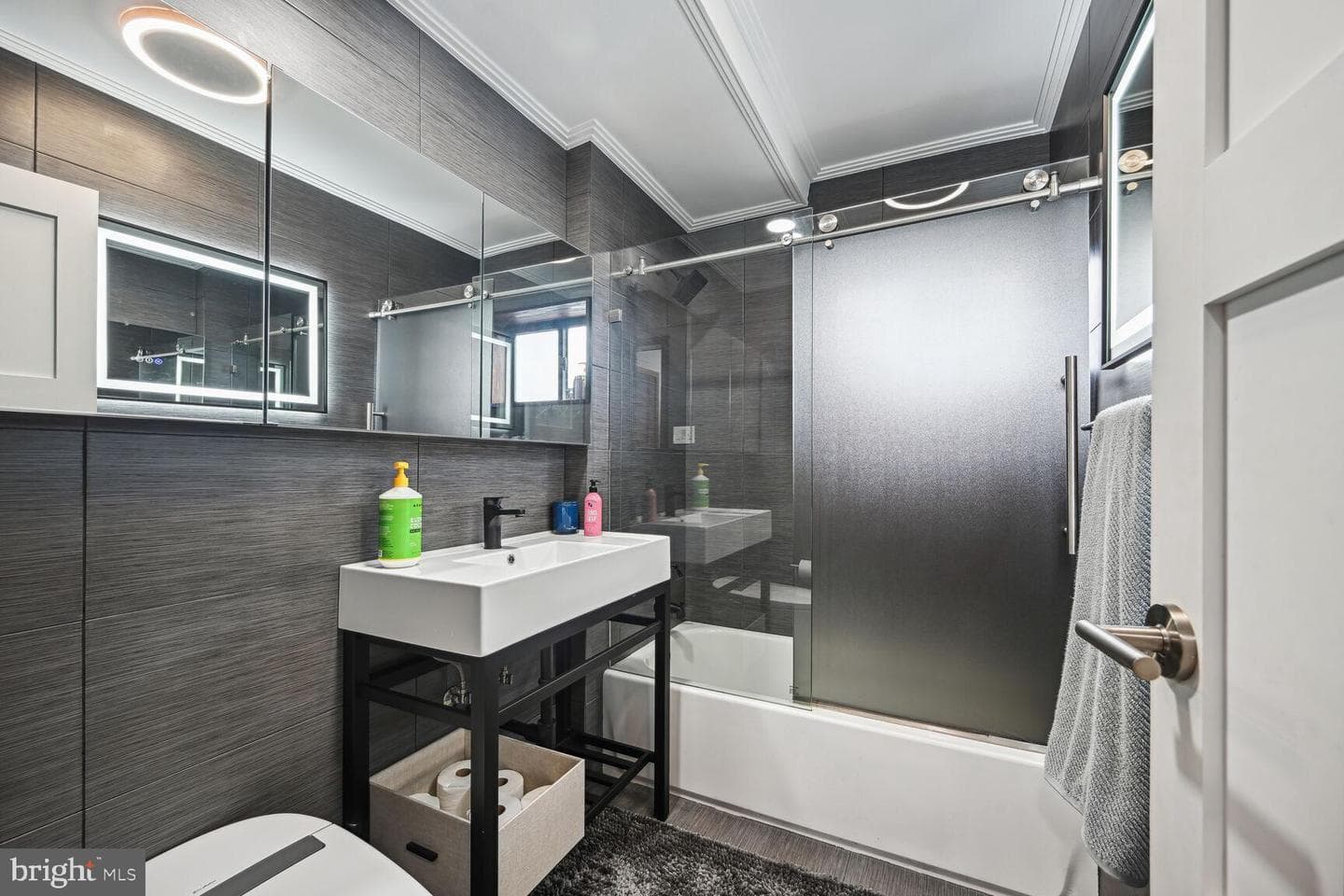 3900 Tunlaw Road NW #604 photo 21