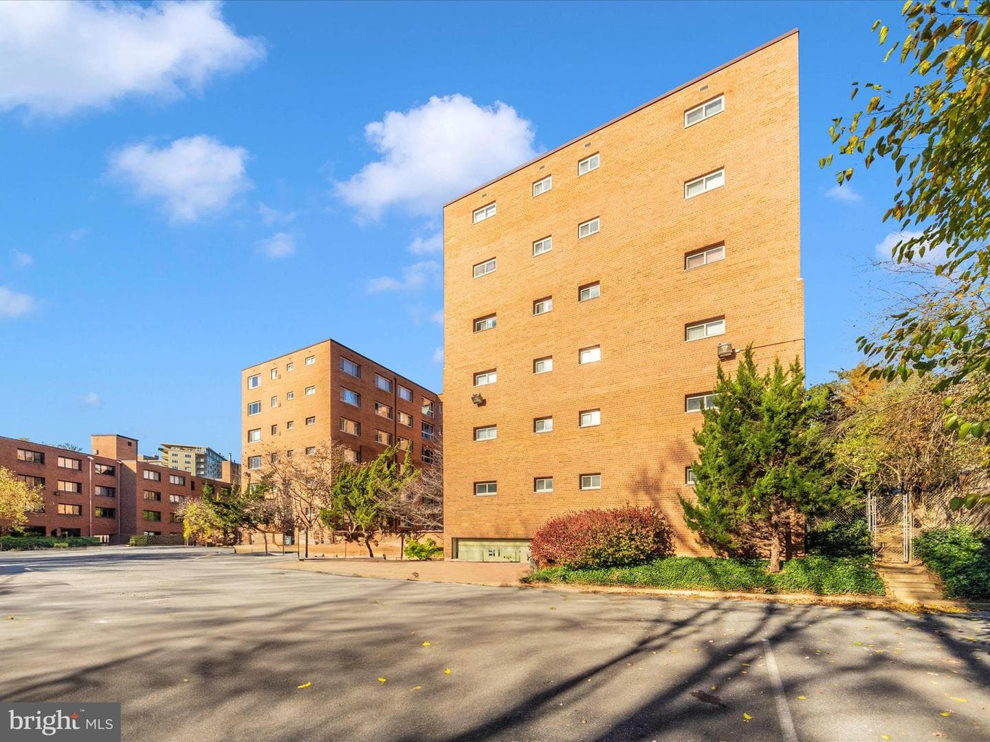 3900 Tunlaw Road NW #604 photo 36